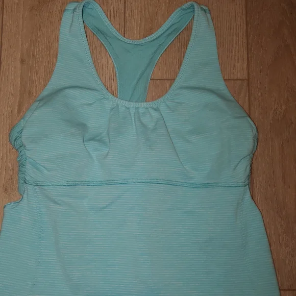 Lululemon Turbo Tank Size 8 - Picture 7 of 13